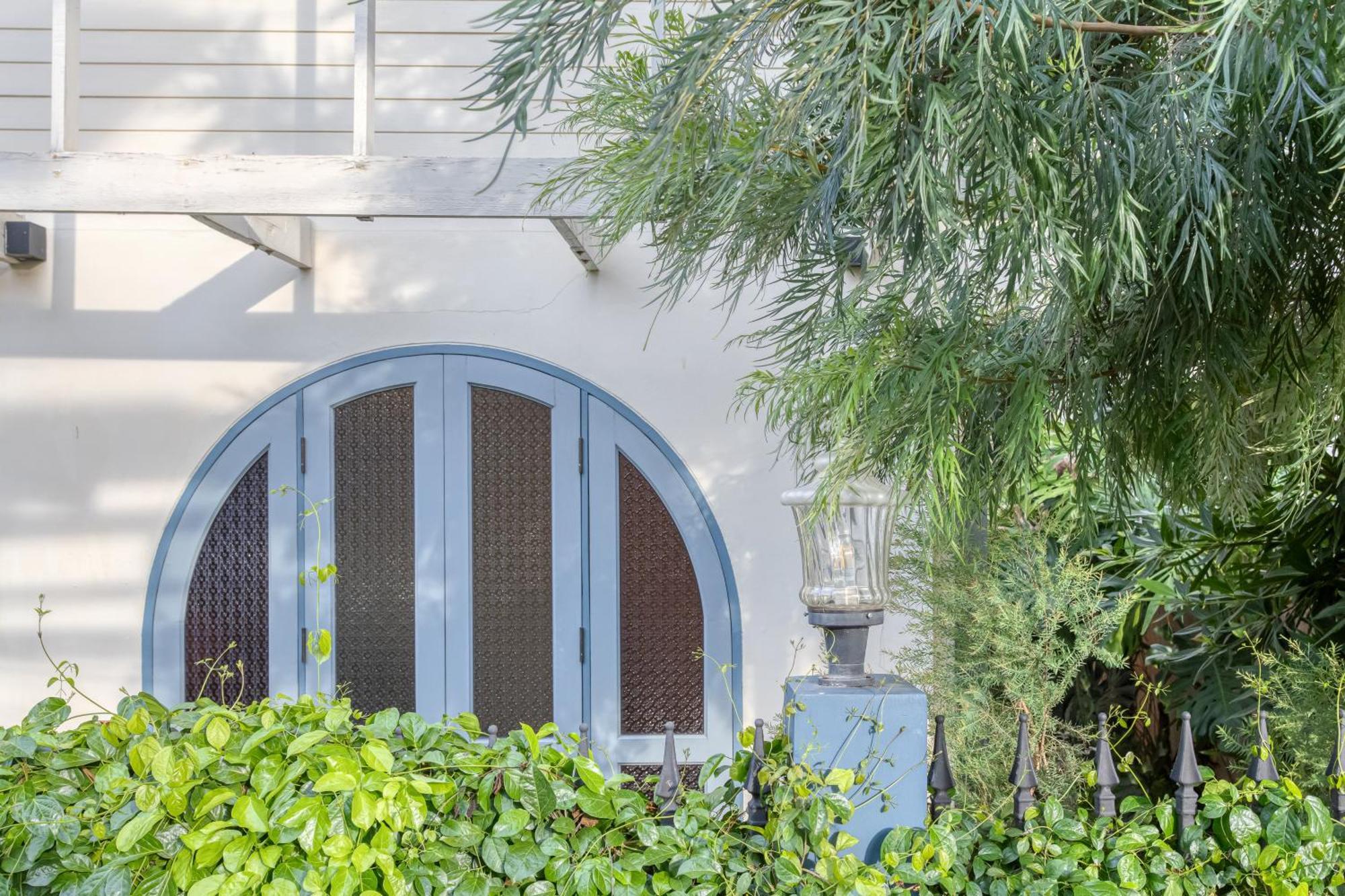 Priya Boutique House Bed and Breakfast Μπανγκόκ Εξωτερικό φωτογραφία