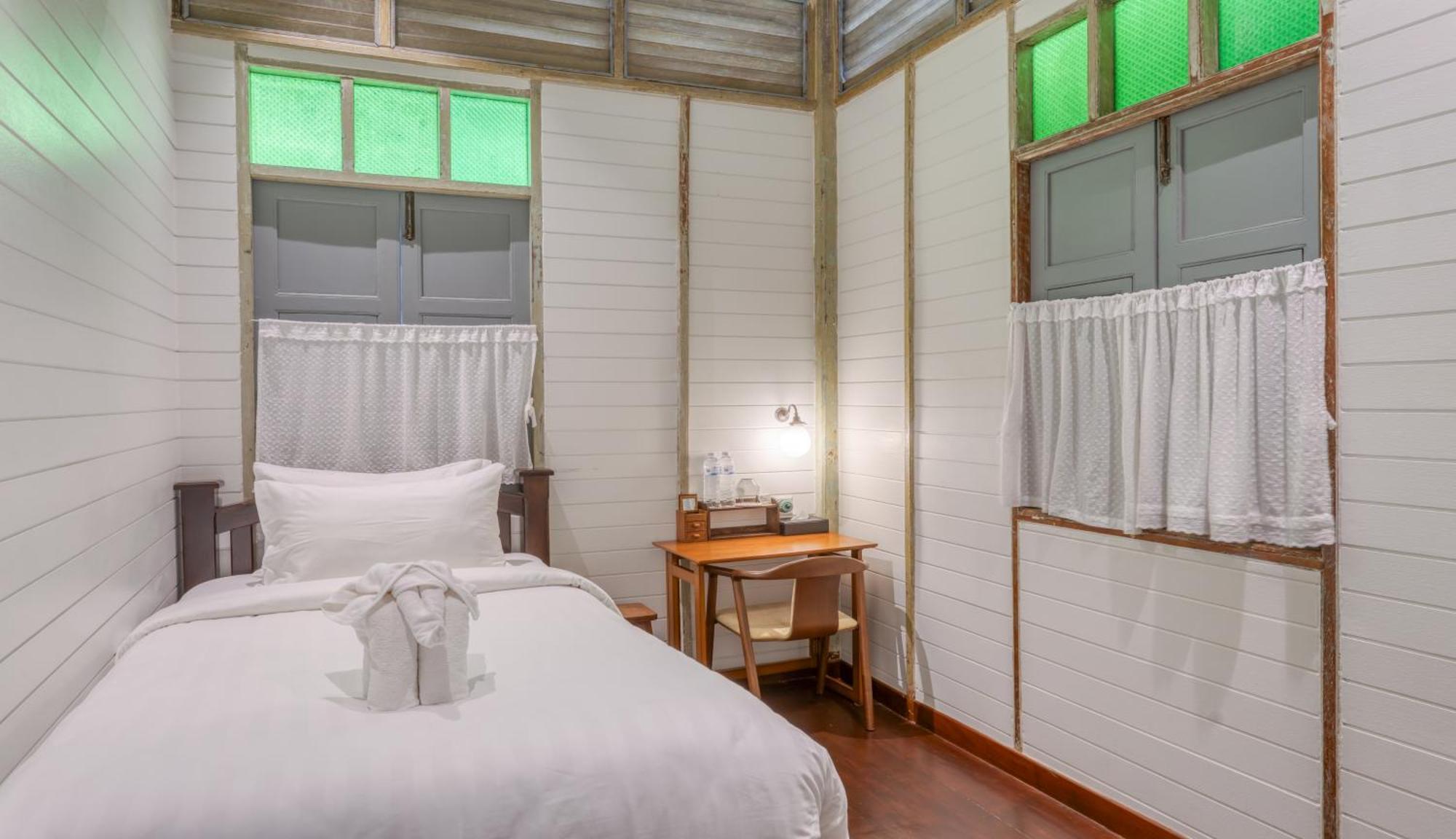 Priya Boutique House Bed and Breakfast Μπανγκόκ Εξωτερικό φωτογραφία