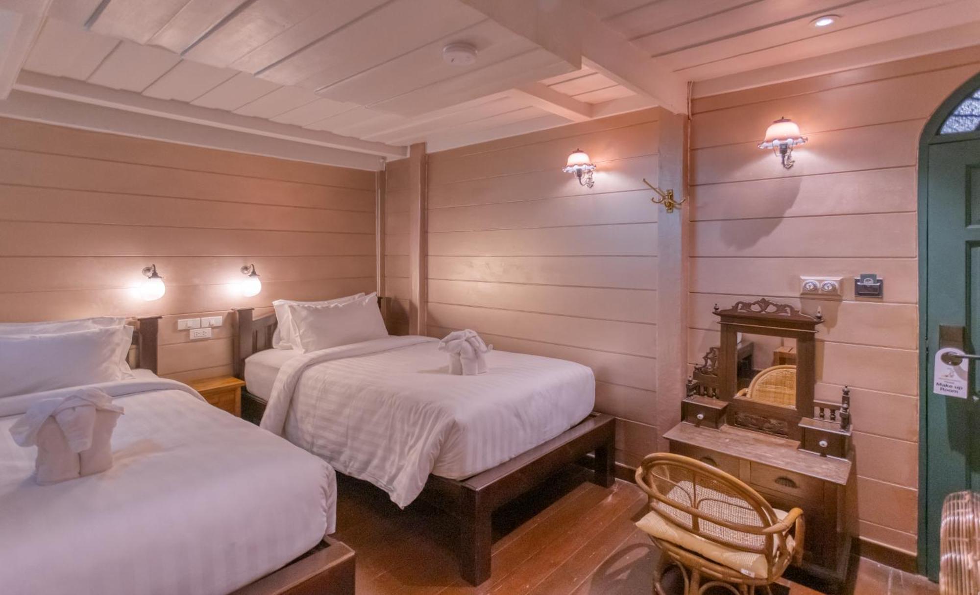 Priya Boutique House Bed and Breakfast Μπανγκόκ Εξωτερικό φωτογραφία