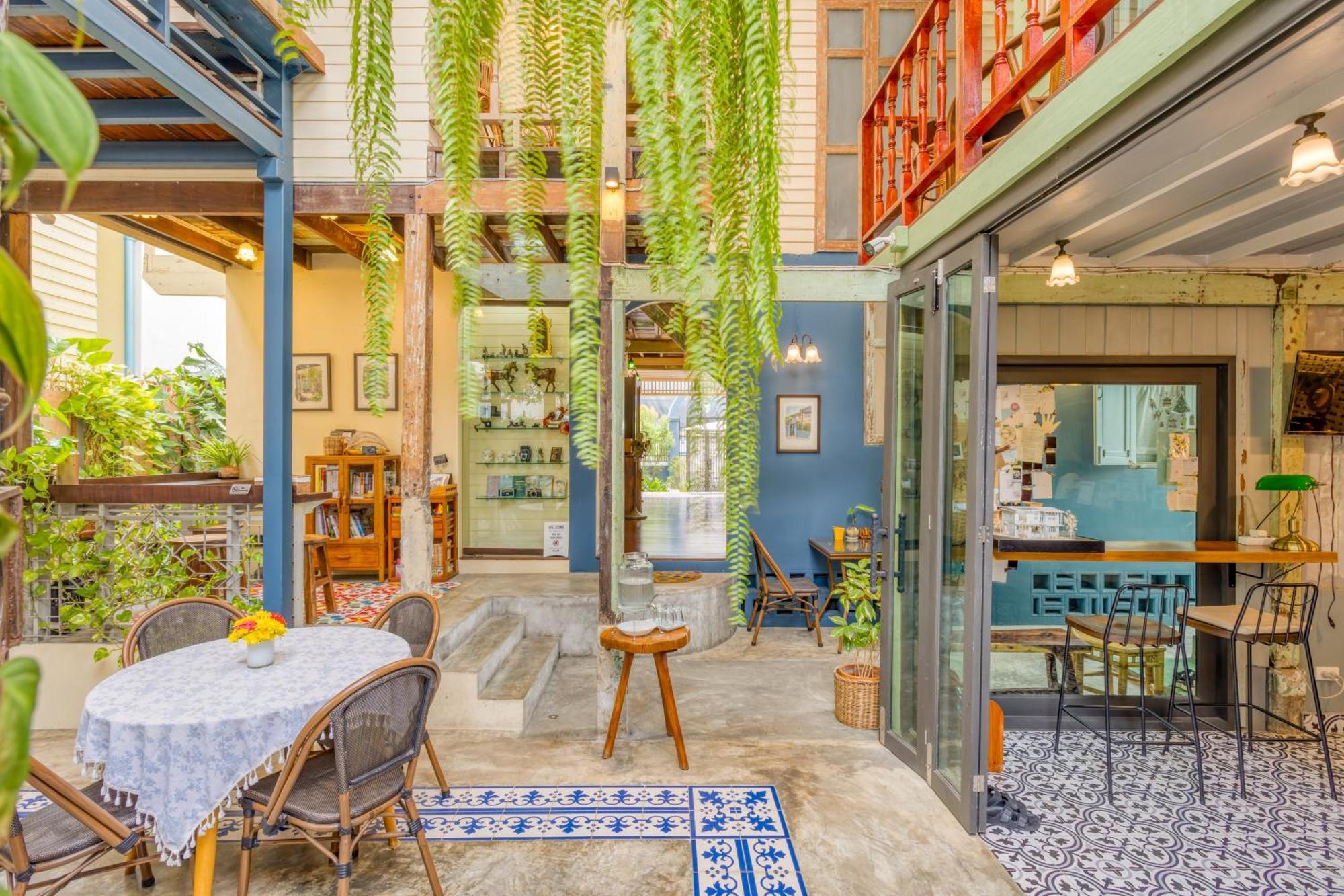 Priya Boutique House Bed and Breakfast Μπανγκόκ Εξωτερικό φωτογραφία